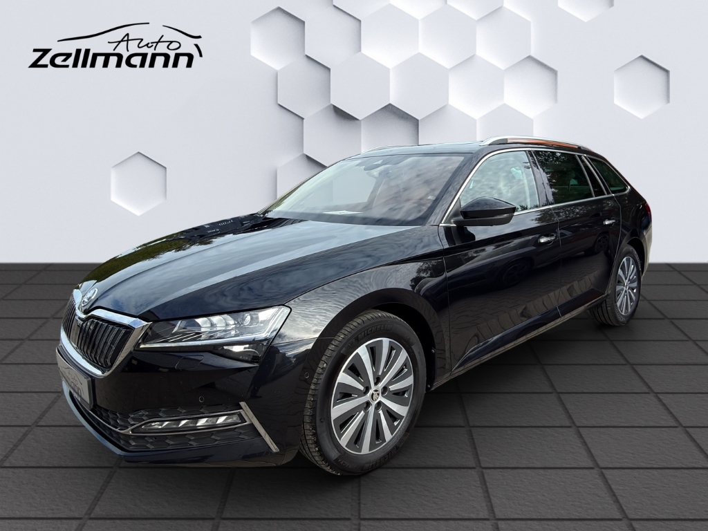 Superb Combi Style 1.4TSI iV 160kW DSG AHZV MatrixLED PanoDach ACC ParkAssist 360°Kamera Sitzheizung